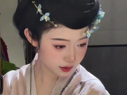 小唐风氛围感反挽髻发型教程来啦! #汉服发型 #汉服发型教程 #古风 #手残党也能学会的发型