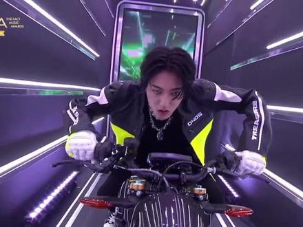 221008 TMA颁奖礼 TREASURE《INTRO+JIKJIN》舞台
#treasure #Kpop #tma颁奖典礼 #yg