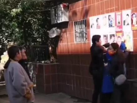 卓卓现在很帅,辉辉都在模仿哥哥哦!#孙卓 #孙海洋 #感动瞬间 #孙卓回家一周年