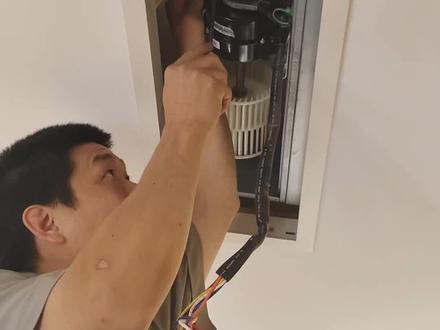 维修风管机内机噪音大