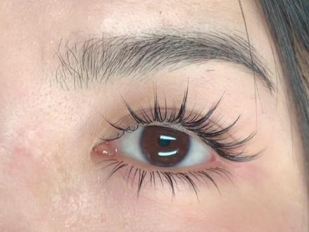 漫画款三角聚拢技巧在于:放毛时两边睫毛的毛尖要先往中间靠拢再看根部是否比直再贴合(根部间隙不要太大)#美睫 #美睫分享 #美睫培训 #漫画款 #漫画款睫毛