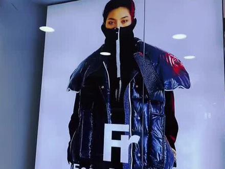 DOWN JACKETS
九天国际全品类原创羽绒服品牌
沫兮(D117、F003)
寻找不被定义的风格!