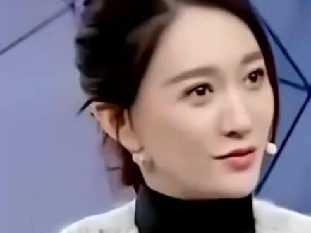 谢娜当众刺了王濛一句:42岁还不结婚,孤单吗?#王濛#谢娜#娱乐