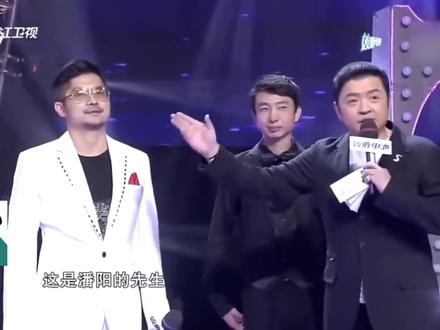 潘长江女婿首亮相:背景强大身份不一般,难怪着急把女儿嫁给他