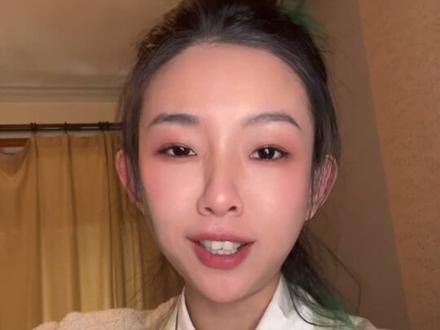 杭州的东西都是有口音的#日常唠嗑 #人间清醒的阿姨 #杭州 #上头计划 #大数据推荐给有需要的人