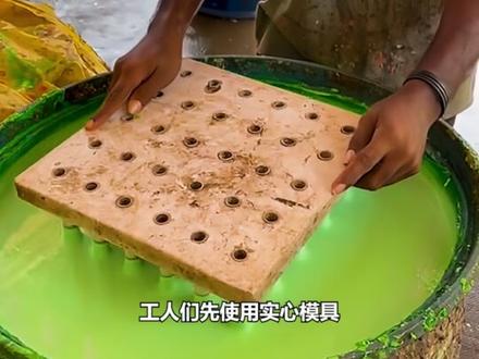 橡胶树的胶乳能用来做什么? #科普 #割胶 #橡胶 #制作过程