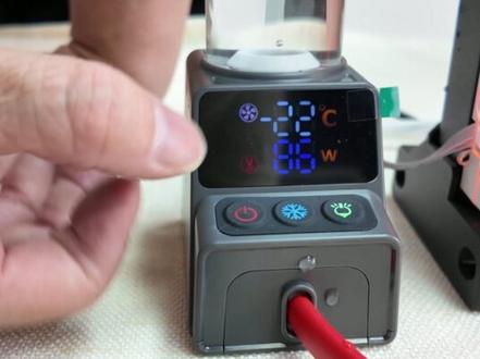 云股东们,今日份教程送达,还有什么不了解的,评论区告诉我
#散热器 #产品教程 #打游戏 #直播 #发烫