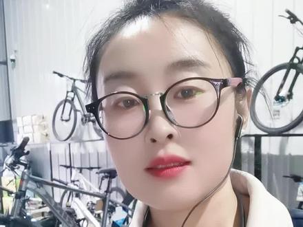 很多人找的平把公路车终于来了,妥妥的千元代步神车。老顾客都推荐,来店骑一圈就知道了。#平把公路车 #公路车 #千里达自由客 #同城 #速比特