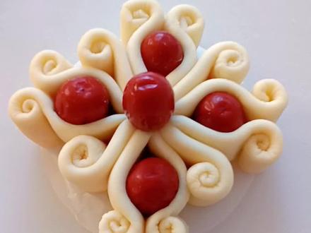 枣花馒头就这样做#热门 #花样面食#面食制作分享#面食#枣花馍 枣花馒头就这样做 简单好看动手做起来吧