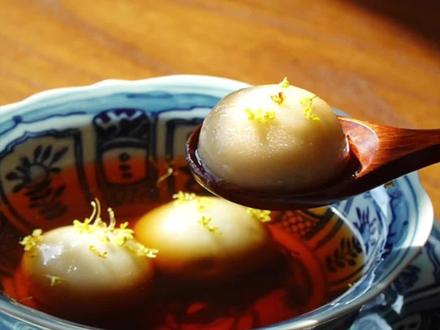 被普洱茶汤圆惊艳到了!不喜欢吃甜食的小伙伴都值得一试,普洱茶可解腻亦可消食!汤圆吃完喝一口普洱茶汤幸福就是这么简单!#普洱茶汤圆 #普洱茶 #汤圆 #茶汤圆 #茶生活 @艾朗德(吃货计划) @咕噜•泡泡