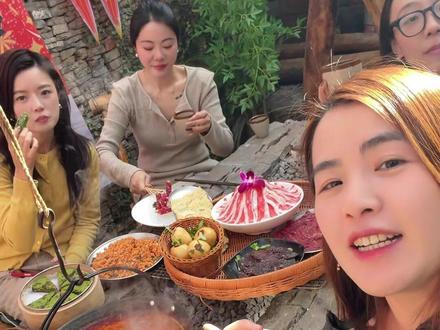 老门东小西湖熙牛里两周年59代100,快囤~#古韵江南
#比会吃更惠吃
#北上超惠吃
#遛娃好去处
#宝藏南京