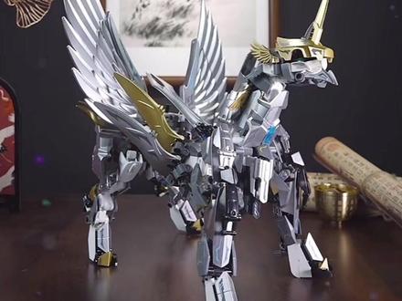 马年玩机甲还能切换天马形态,超High的😎
#模型 #机甲 #积木 #大人也要玩玩具 #变形玩具