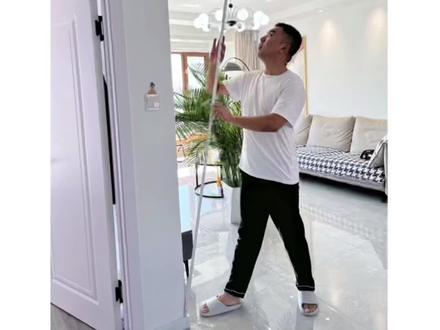 壁布跟乳胶漆你们都怎么收口?来看看我花几十块搞定的护墙角还可以不#阳角条#护墙角#装修