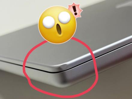 苹果macbook磕碰换新 macbook划痕换新 电脑磕碰 来自四川成都的MacBook pro 2023款14寸M2机型A2779 ,屏幕外壳有磕碰,看的很难受,对外观有要求,接受不了第三方的补材料喷漆,因为这样达不到原厂的标准。所以想选官方售后新屏,但他自己去的话是没有折扣的,于是把机子发给我,我安排官方售后换新上半部分包含屏幕外壳全新的一个整体。给他折扣,不但省了几十张费用还解决了他的烦恼。
电脑A壳C壳磕碰了 ,划痕了掉色了,看的很不舒服,怎么办呢?想要解决这个磕碰,途径有两种。
一种:官方更换,官方维修的话只有整个机子上半部分一起更换(包括屏幕和外壳一个全新的整体),或者下半部一起更换(pro机型包括键盘壳子电池等等全新整体,air机型不包含电池) 。这个如果自己去官方的话费用太高了,好几千甚至上万元。而我恰恰能给机主们折扣省几十张的费用,同样是官方售后更换,我只是能给折扣。
二种:第三方换壳子,或者第三方打磨补腻子喷漆,但这种维修都是官方不认可的,后期有质量问题基本会被拒保。
找我安官方服务排,即是官方更换又能帮你们节省一大笔费用。官方维修官方记录官方联保。
#macbook磕碰 #苹果电脑磕碰修复 #苹果电脑外壳 #macbook划痕 #苹果笔记本磕碰
