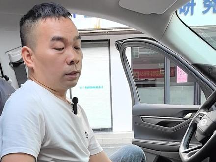 23-26款锐界L中控下硅胶垫 你用的是1代 还是2代的 我们的3代已经上架 全包高边设计 多个分格置物盒 让您的爱车内饰更证件#汽车用品 #好物推荐🔥 #汽车内饰 #汽车好物分享 #锐界L