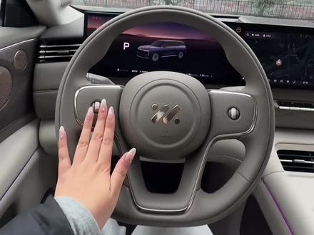 智己LS9#厉害了我的车 #智己LS9 #新能源汽车 #大六座舒适电动suv #dou是好车