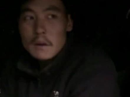 张家界极限荒野求生挑战赛进入决赛圈,贵州籍选手分享“提火跑路”法。