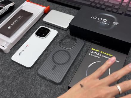 游戏党必看!IQOO15最全美化教程!宝藏级不踩坑自用配件全家桶!无广分享!#IQOO15 #IQOO15钢化膜 #数码科技 #IQOO15手机壳