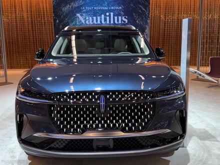 26万起售!车长5米,配2.0T混动+全时四驱,2024款林肯航海家亮相 #林肯航海家