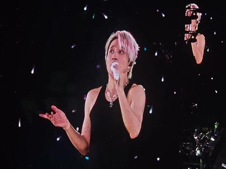 就这样真心的对待来看他的观众
2026.05.10薛之谦万兽之王演唱会青岛站散场存档#薛之谦 #薛之谦演唱会 #薛之谦演唱会青岛站 #万兽之王 #我在台下已经开始感动
