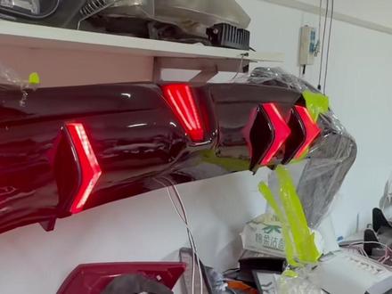 长安UNI-V改后扰流灯#长安汽车 #univ #univ改装 #发光后扰流