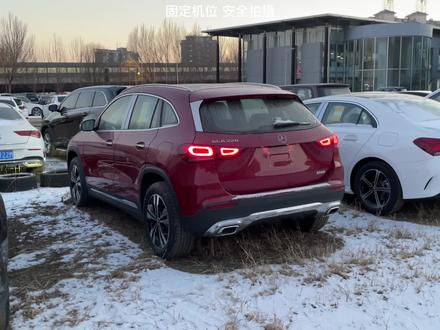 奔驰GLA220比GLA200都多了什么配置 #奔驰