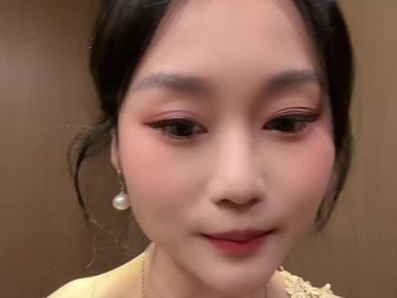 宝娟也不会想到年会这么费嗓子吧…#主持人日常 #年会主持 #宝娟我的嗓子