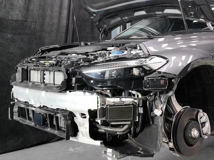 奥迪A5L这个地方修一次至少半台A3 全新奥迪A5L颜值没得说,挺多朋友都动心了。不过在关心价格是不是松动之前,有个地方请一定注意,车头这个地方经常容易发生剐蹭,修一次至少半台A3的价格。
#奥迪 #奥迪A4L #奥迪A5L #修车