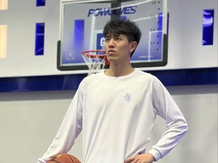 开春篮球必备实战紧身裤,搞定了装备赶紧喊你兄弟练起来!#紧身裤 #可以才说 #开春穿搭#服饰种草官 #超会穿企划