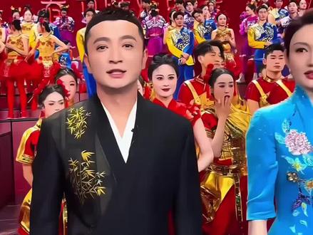 2026春节晚会彩排嘉宾阵容
娱乐资讯报。关注
2026中央广播电视总台,春节联欢晚会彩排嘉宾
现场#周涛#韩红#刘涛#赵本山 #沈腾