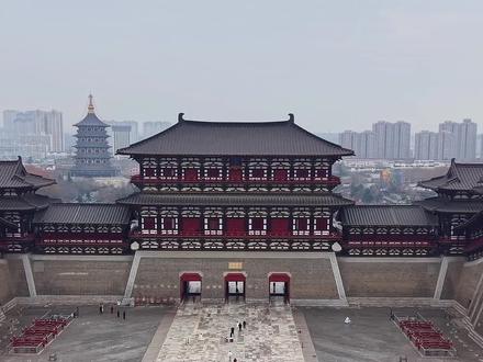 这里就是被誉为天下第一门的神都洛阳应天门,也是一代女皇武则天登基的地方!#标志性建筑 #应天门 #洛阳 #中国建筑之美
