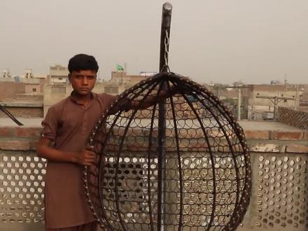 秋千摇篮吊椅是如何制作的?巴铁手艺人手工编织,成本不到60元 #秋千 #秋千吊篮 #秋千吊椅 #秋千吊床