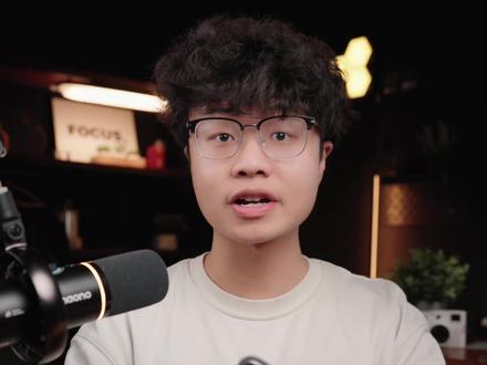 太省脑子了!一个AI录音卡片这么能干! 这个卡片大小的DingTalk A1,真的太会干活了。 长按一下就开始录, 对接、会议、采访全程转写。 录完 AI 直接出会议纪要,重点、待办一页看完。 3小时会议,1分钟传完。 事后再也不用自己整理
#DingTalkA1 #AI总结 #会议纪要 #钉钉 #数码好物