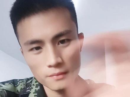 你新兵连班长是谁啊?大家知道这里面的含义吗?评论区见#致所有当过兵的战友 #退伍不褪色 #班长 #致敬我们的军旅生涯