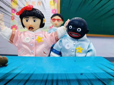 动画:班里突然出现蟑螂,到底是谁把蟑螂引来的? #亲子互动 #玩具 #蟑螂 #推理 #破案 #搞笑动画