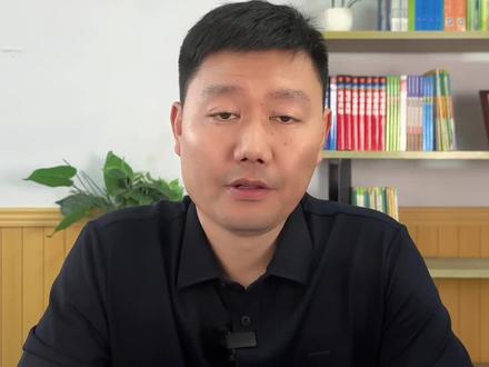 三年级《国宝大熊猫》用导游讲解员方法来写#三年级 #国宝大熊猫作文 #三年级作文 #家长必读