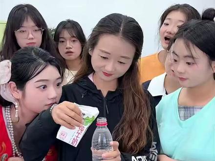 544. 喷纸挑战哈哈最后一个运气太差了吧#办公室游戏 #公