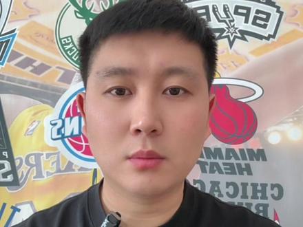 马刺VS雷霆G2前瞻!退无可退的雷霆坐镇主场,能否强势完成反弹?G2会再度复刻G1的胶着剧本吗?让我们拭目以待…#马刺VS雷霆G2前瞻#西决马刺VS雷霆前瞻#文班亚马#亚历山大