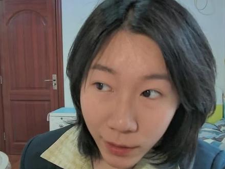 银行发薪日,不说我还以为是验证码呢 不知道为什么瑶姐总偷笑,是因为我很好笑吗#银行 #银行人 #工资 #闲鱼