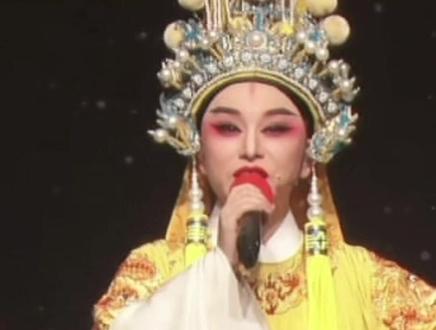 只要是你唱的歌,你唱的戏,大家都爱听,因为我们喜欢的是你的人 #越剧小生熊莲芬 #台州椒江越艺越剧团 #伙伴计划 #百亿流量扶持