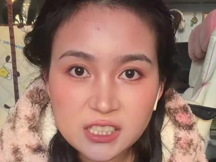 你饭了“向异世界出口辣条并声称是神药”zui !#ai口音 #雷霆口音 #北极口音 #ai十二星座 #十二星座 @Aether Visions