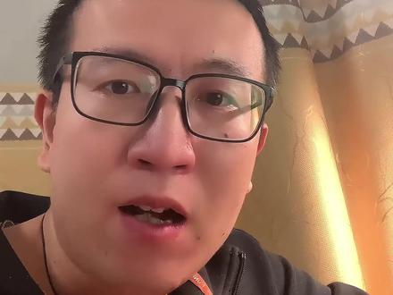 RPA 刚上手就要凉?别被概念忽悠了! 评论区总有人说 RPA 要被 AI Agent 淘汰了,作为一个写了 14 年代码的老程序员,我得说说我的看法,Agent 确实强,但它是收费啊,还容易有幻觉;RPA 可是免费、听话的“老黄牛”啊#RPA #AI智能体 #自动化办公 #AI工具
