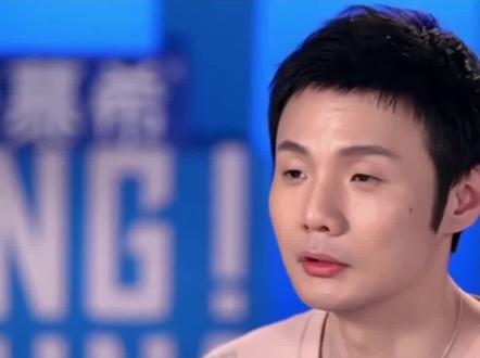 爱不是展览 何必给谁看