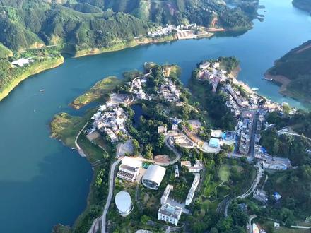 带你去看滇、桂、黔三省交界的【鲁布革布依风情小镇】#鸡鸣三省 #鲁布革布依风情小镇 #云游四海 #关注我带你去旅行