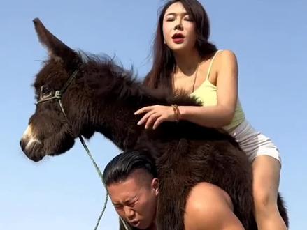 盘点网络人物志,李明轩 #奇葩 #抽象 #李明轩 #二摆舞