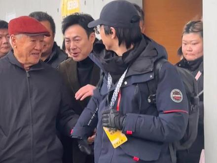 合肥偶遇张颂文老师!塞尔维亚电影周就在本周末庐江万山电影公园 #合肥 #张颂文 #电影节 #展览 #周末去哪儿