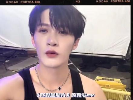 檀健次对待任何事情都非常认真 即便是舞蹈彩排也要争取做到最好 他就是完美的存在#檀健次的敬业已成代名词 #用片场人的视角打开檀健次 #檀健次 #谢却山 #何不同舟渡