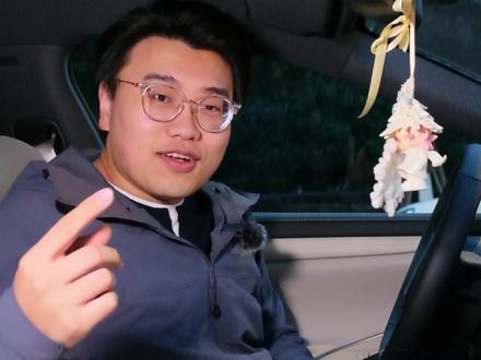 老板吃饭都要排队的店你们见过吗#陋食铭板前烤肉饭 #烤肉饭 @抖音小助手