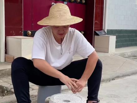 别再用小绿管了,教大家一个焖制天然芥末的方法,用它调凉菜、凉粉,呛香扑鼻、爽口解腻。#抖音618好物节 #铜刀凉粉 #传统美食