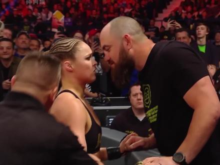 隆达用20秒赢下比赛,却被保安阻止和老公亲亲! #wwe #摔角 #隆达罗西